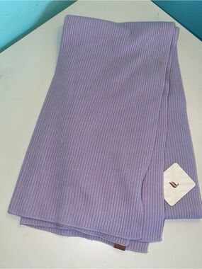 Fabletics Lilac Ribbed Knit Scarf